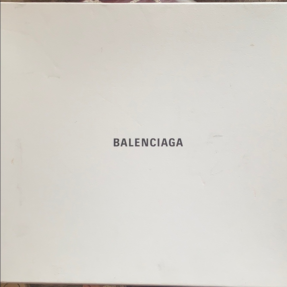 BALENCIAGA TRIPLE S SNEAKER - Picture 7 of 8